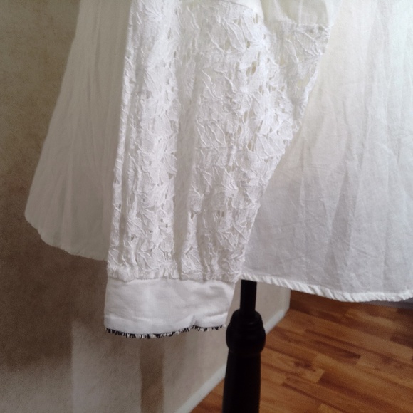 NWOT Pol 100% cotton Button Down Solid, Lace White & Black White Trim Top - Picture 5 of 16